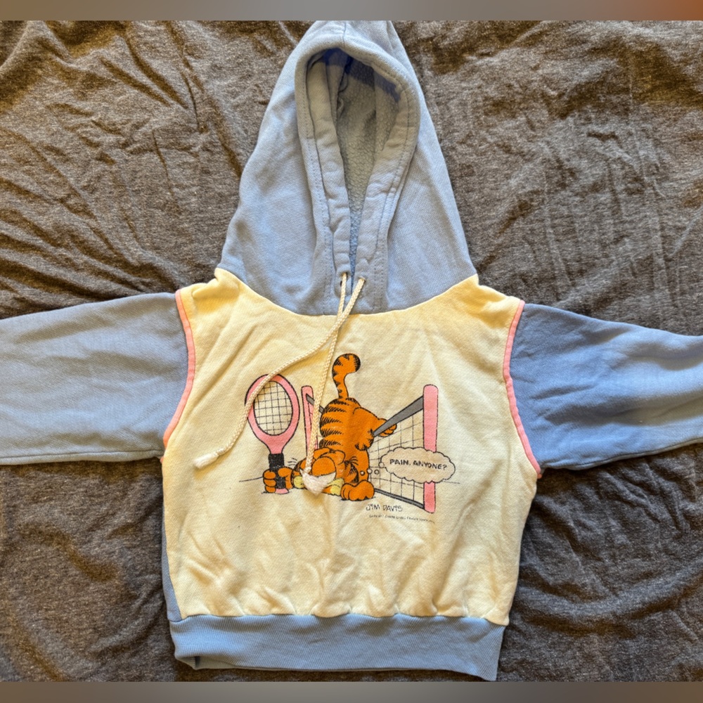 Vintage Garfield hoodie